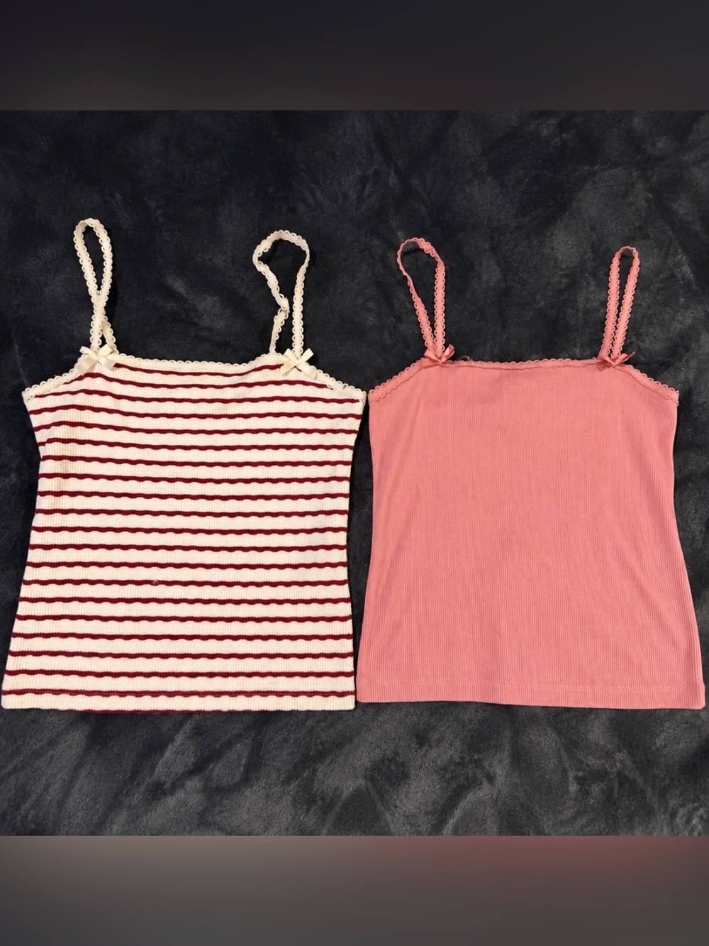 Set of AE Lace-Trim Ribbed Tanks